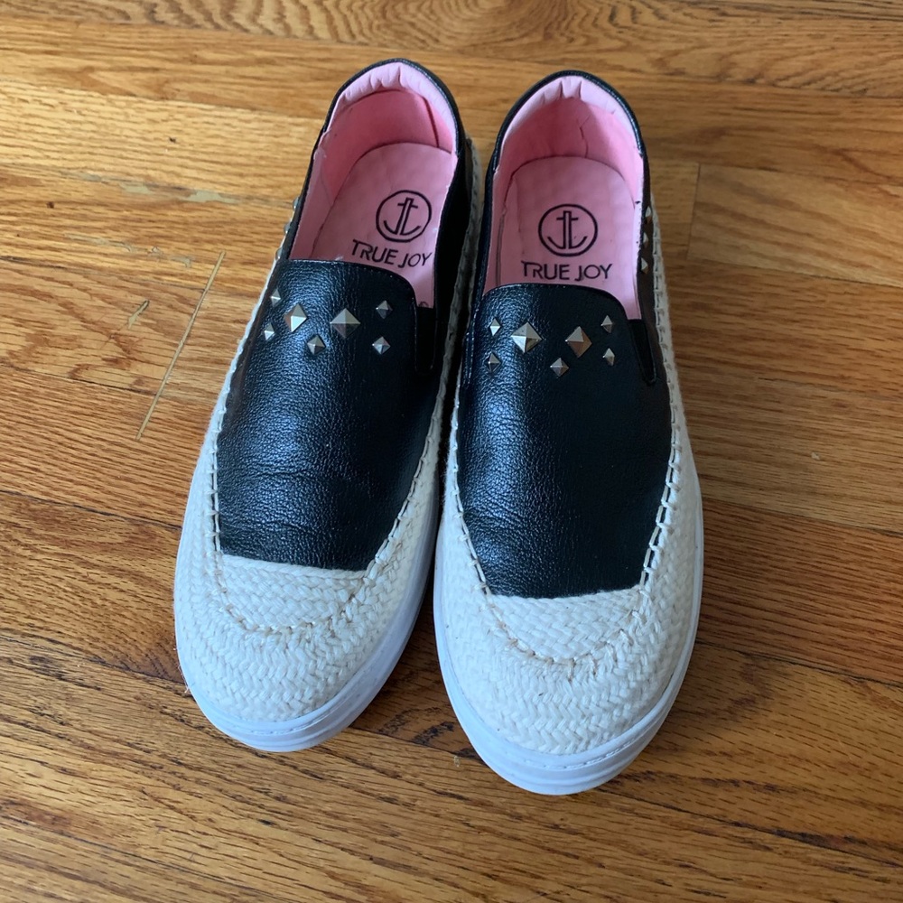 True Joy Shoes - Size 10